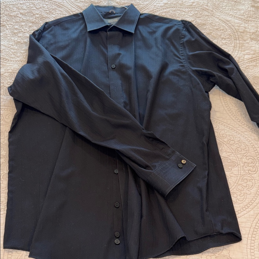 Kenneth Cole Reaction Men’s Black Pinstripe Dress Shirt XL Button-Up